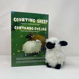 Counting Sheep English-Spanish + Sheep Plush
